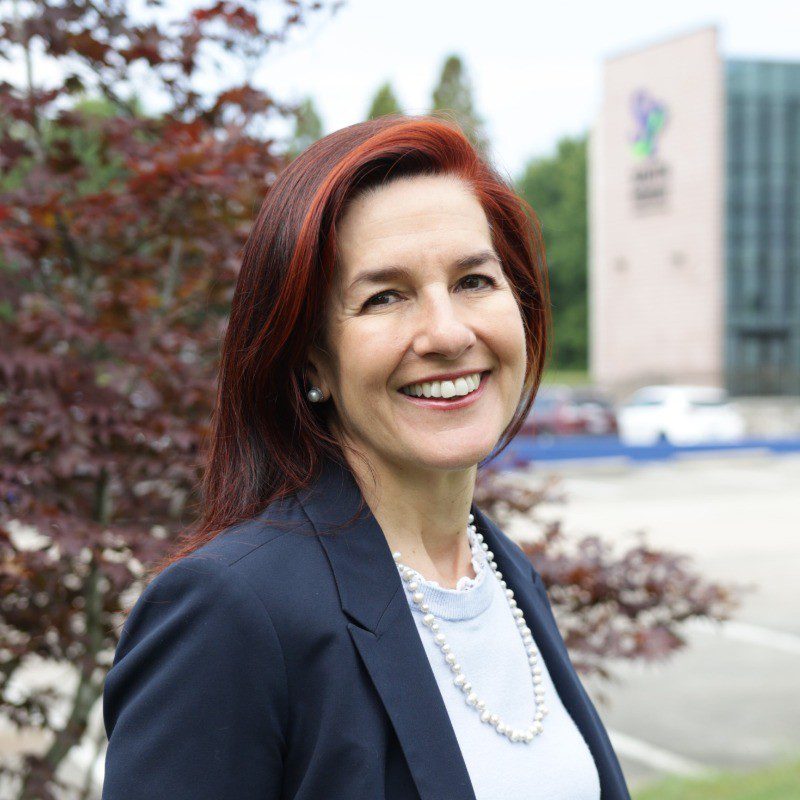 Photo of Catalina Ramirez, who teaches Conversational Spanish.