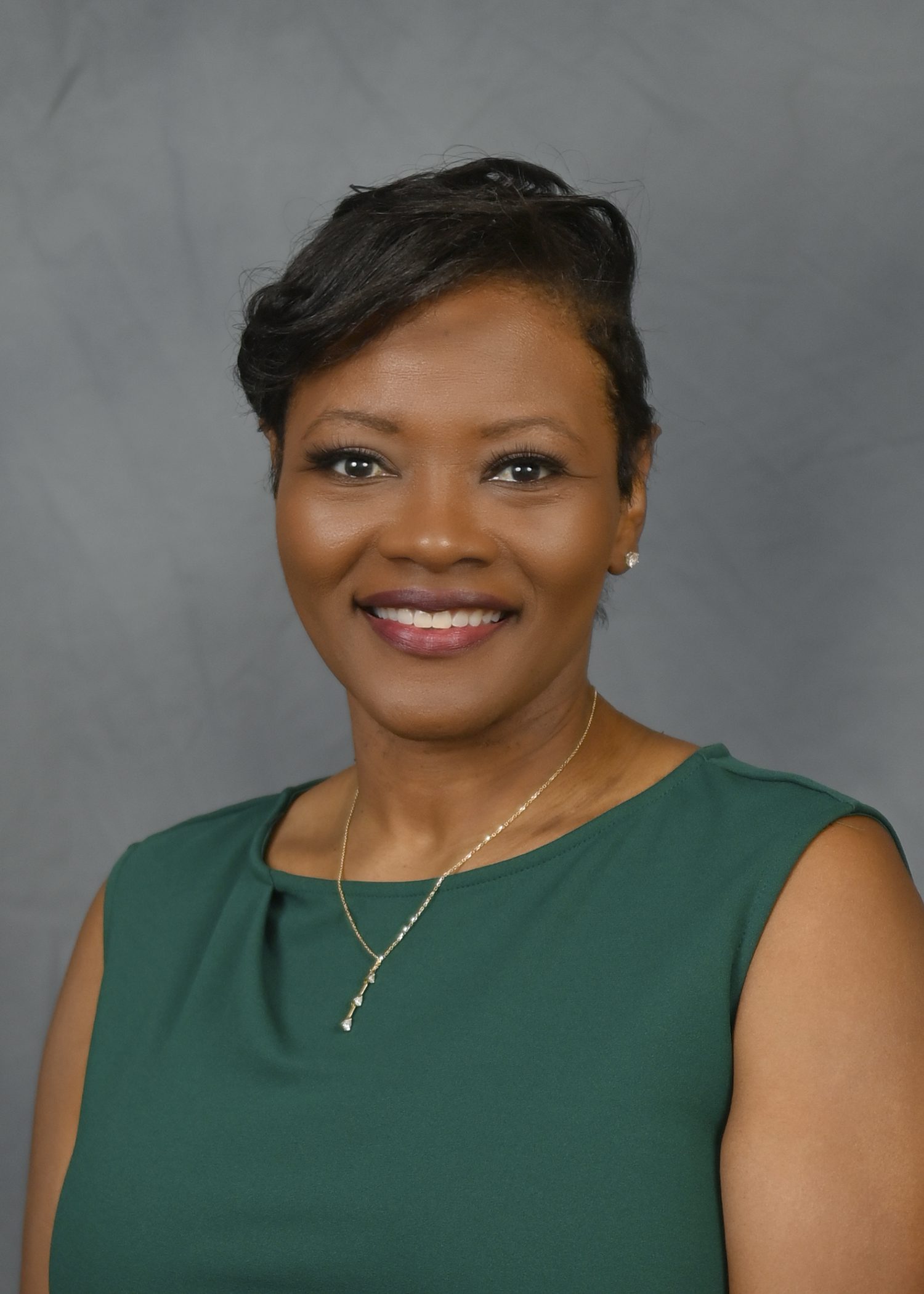 LaShana Wiggs professional headshot.